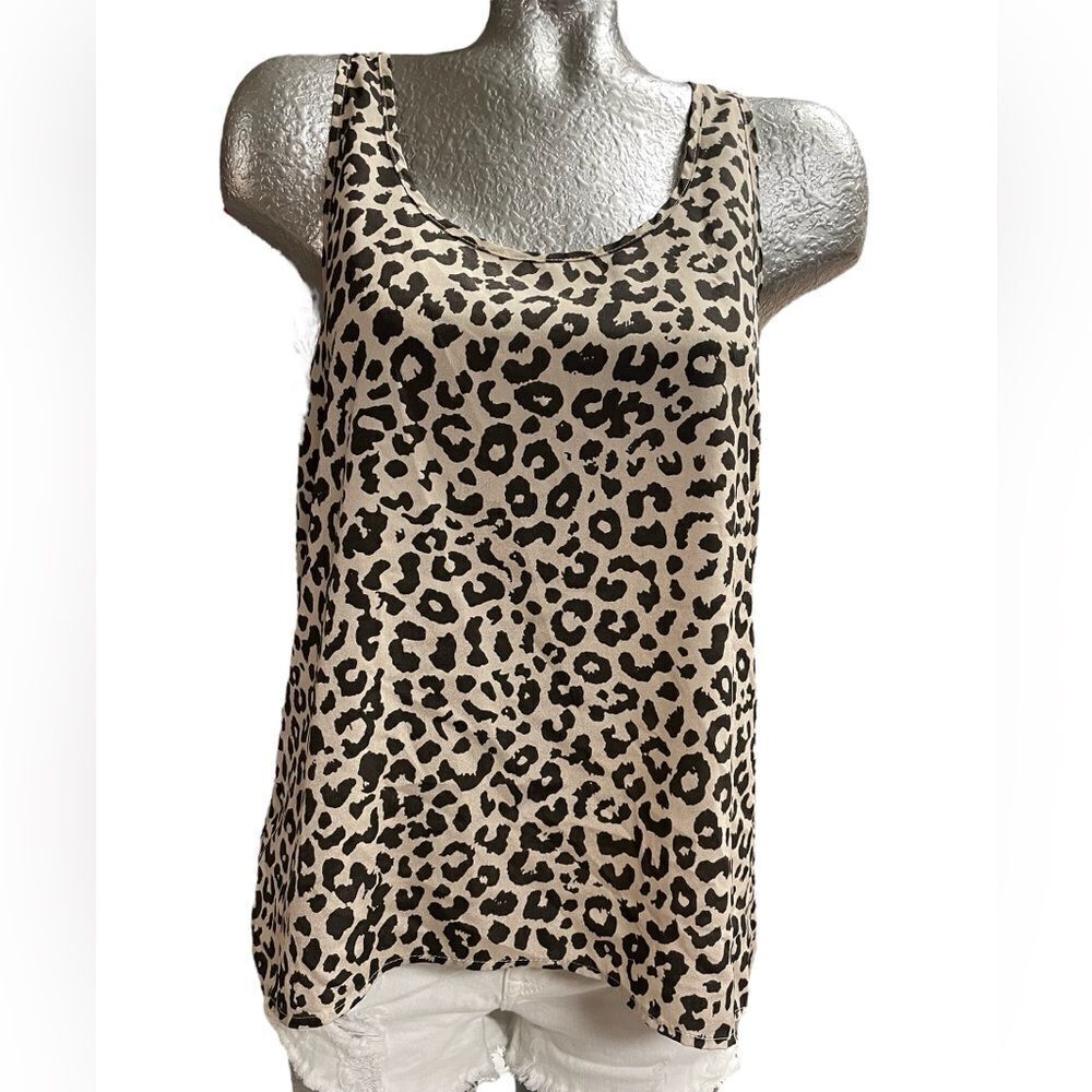Ambiance Apparel leopard tank, scoop neck, zipper back, Size L